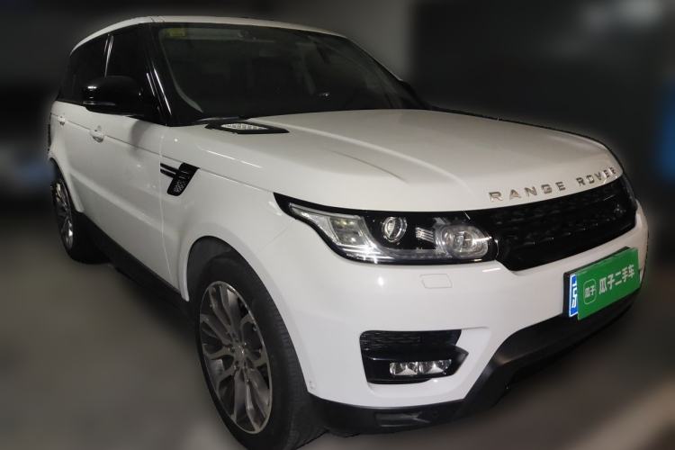 Used Land Rover Range Sport 2014 3.0 SC V6 HSE DYNAMIC Front Right 45 Deg