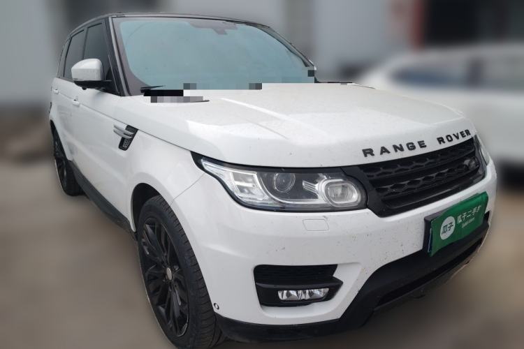 Used Land Rover Range Sport 2014 3.0 SC V6 HSE Front Right 45 Deg