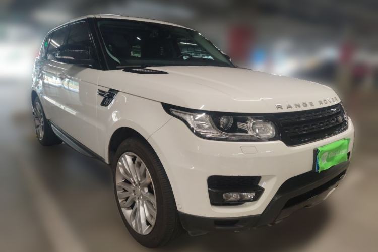 Used Land Rover Range Sport 2014 3.0 SC V6 HSE DYNAMIC Front Right 45 Deg