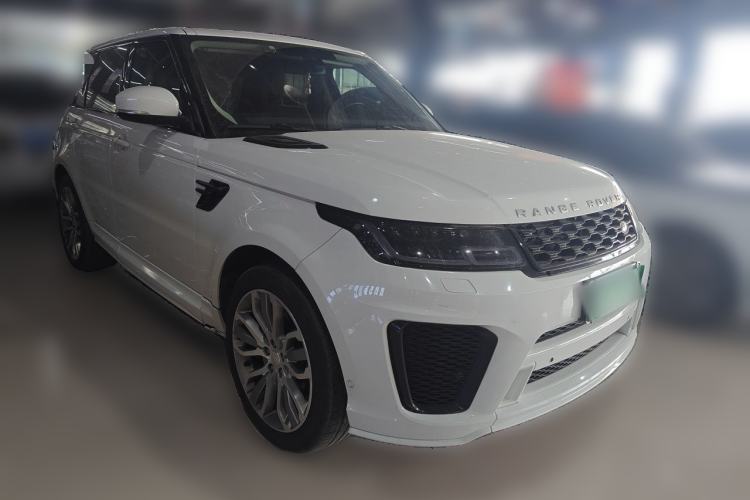 Used Land Rover Range Sport 2014 3.0 SC V6 HSE Front Right 45 Deg