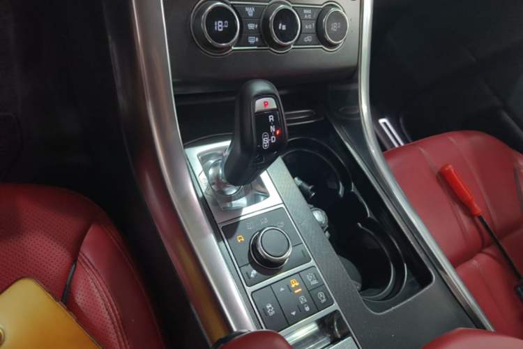 Used Land Rover Range Sport 2014 3.0 SC V6 HSE DYNAMIC Gear Lever