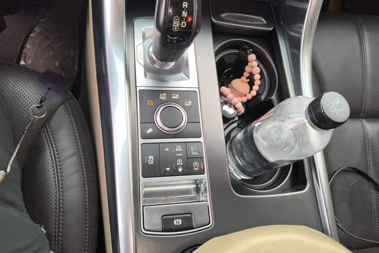 Used Land Rover Range Sport 2014 3.0 SC V6 HSE DYNAMIC Gear Lever