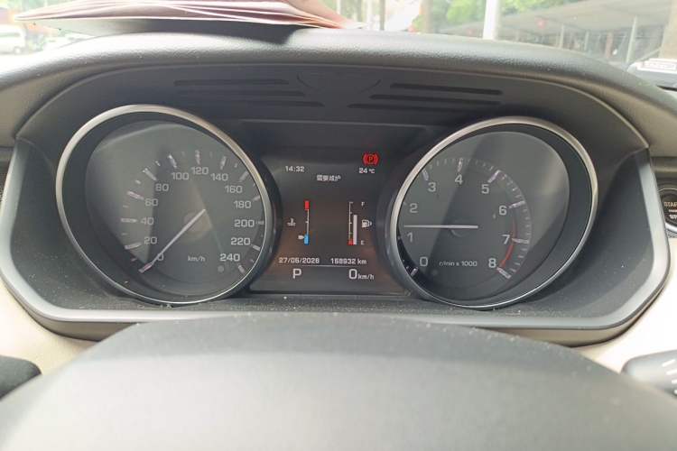 Used Land Rover Range Sport 2014 3.0 SC V6 HSE Instrument Cluster