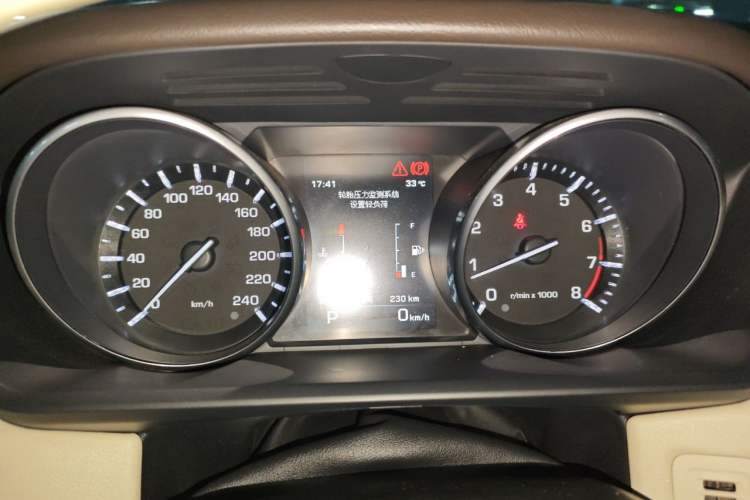 Used Land Rover Range Sport 2014 3.0 SC V6 HSE Instrument Cluster