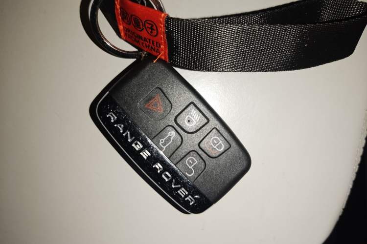 Used Land Rover Range Sport 2014 3.0 SC V6 HSE Interior 1