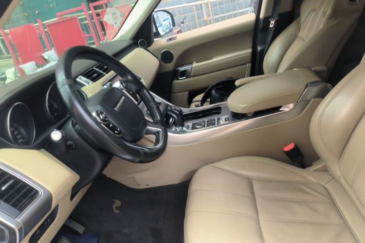 Used Land Rover Range Sport 2014 3.0 SC V6 HSE Left Front Seat