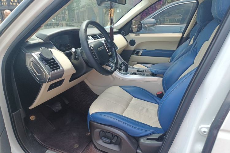 Used Land Rover Range Sport 2014 3.0 SC V6 HSE Left Front Seat