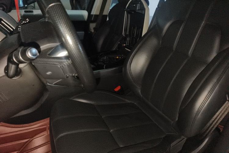 Used Land Rover Range Sport 2014 3.0 SC V6 HSE Left Front Seat