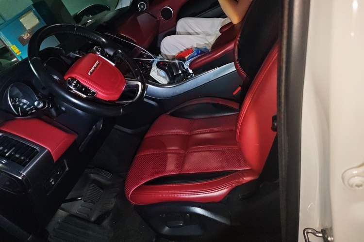 Used Land Rover Range Sport  Left Front Seat