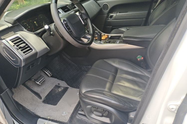 Used Land Rover Range Sport 2014 3.0 SC V6 HSE DYNAMIC Left Front Seat