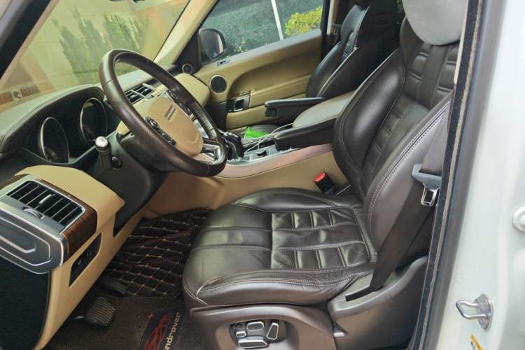 Used Land Rover Range Sport 2014 3.0 SC V6 HSE Left Front Seat