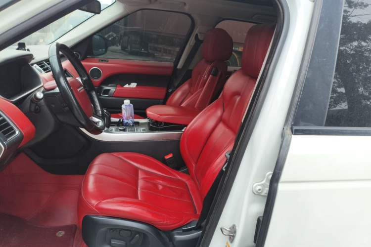 Used Land Rover Range Sport 2014 3.0 SC V6 HSE DYNAMIC Left Front Seat