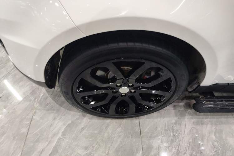Used Land Rover Range Sport 2014 3.0 V6 SC Gasoline Version HSE Left Front Wheel Hub
