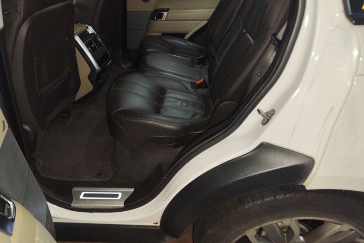 Used Land Rover Range Sport 2014 3.0 SC V6 HSE DYNAMIC Left Rear Seat