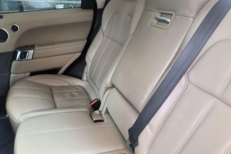Used Land Rover Range Sport 2014 3.0 SC V6 HSE Left Rear Seat