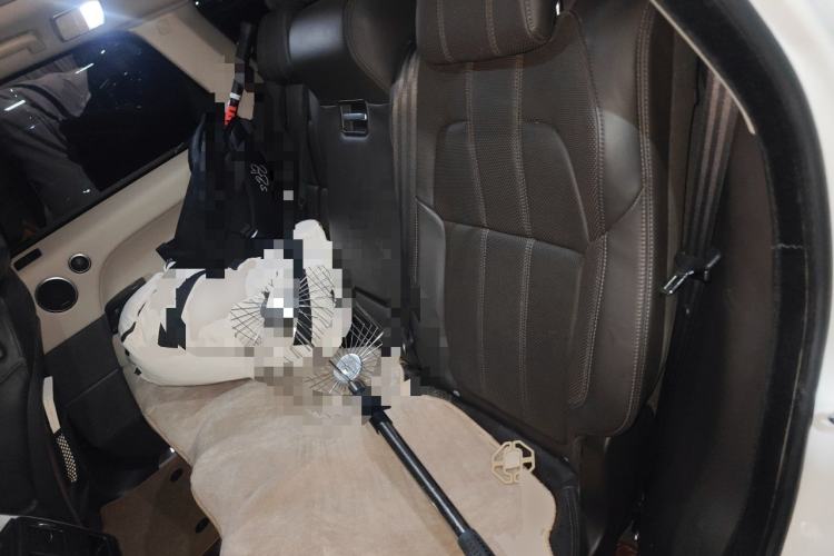 Used Land Rover Range Sport 2014 3.0 SC V6 HSE DYNAMIC Left Rear Seat