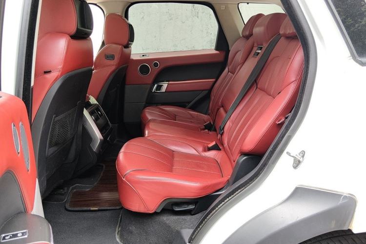Used Land Rover Range Sport 2014 3.0 SC V6 HSE DYNAMIC Left Rear Seat
