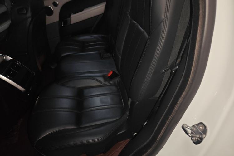 Used Land Rover Range Sport 2014 3.0 SC V6 HSE DYNAMIC Left Rear Seat