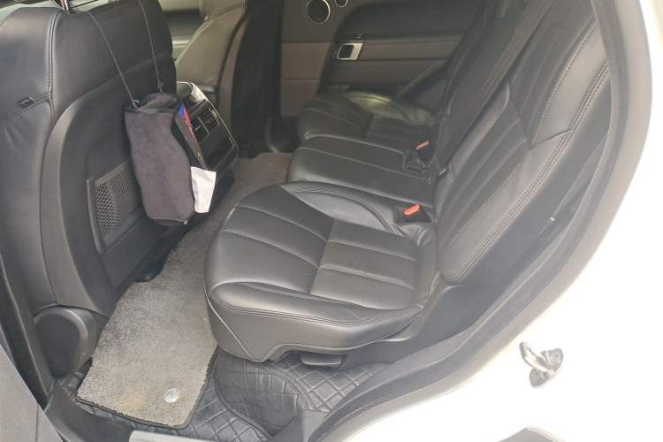 Used Land Rover Range Sport 2014 3.0 SC V6 HSE DYNAMIC Left Rear Seat