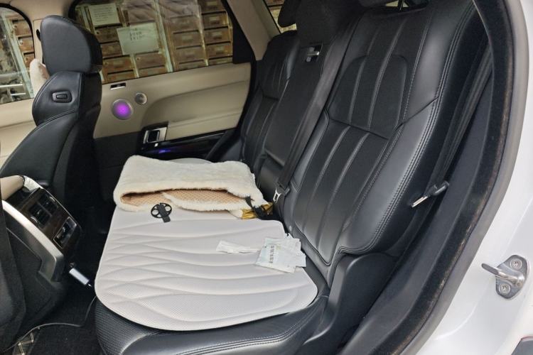 Used Land Rover Range Sport 2014 3.0 SC V6 HSE Left Rear Seat