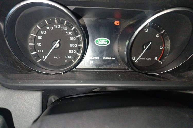 Used Land Rover Range Sport  Odometer Close Up