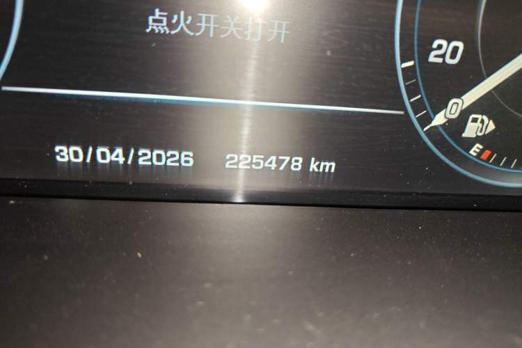 Used Land Rover Range Sport 2014 3.0 SC V6 HSE DYNAMIC Odometer Close Up