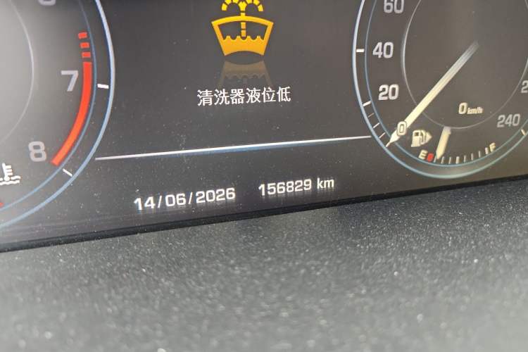 Used Land Rover Range Sport 2014 3.0 SC V6 HSE DYNAMIC Odometer Close Up