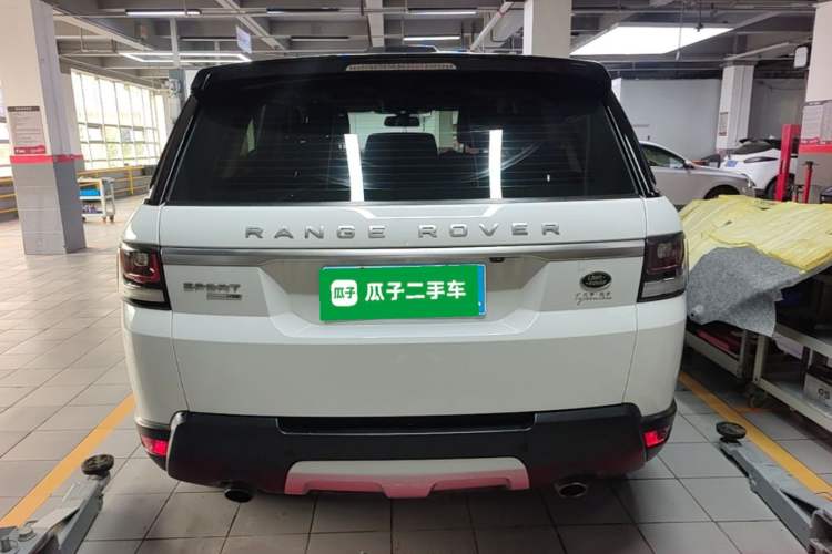 Used Land Rover Range Sport  Rear