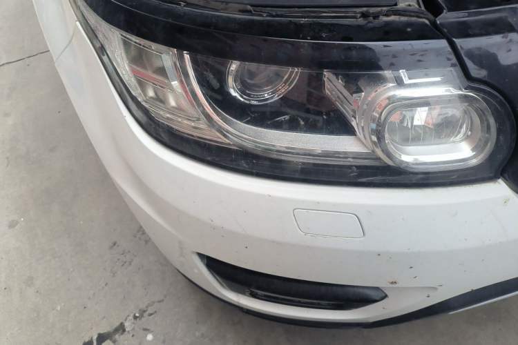 Used Land Rover Range Sport 2014 3.0 SC V6 HSE Right Front Headlight