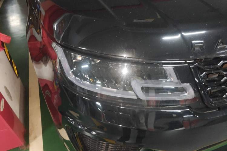 Used Land Rover Range Sport 2014 3.0 SC V6 HSE DYNAMIC Right Front Headlight