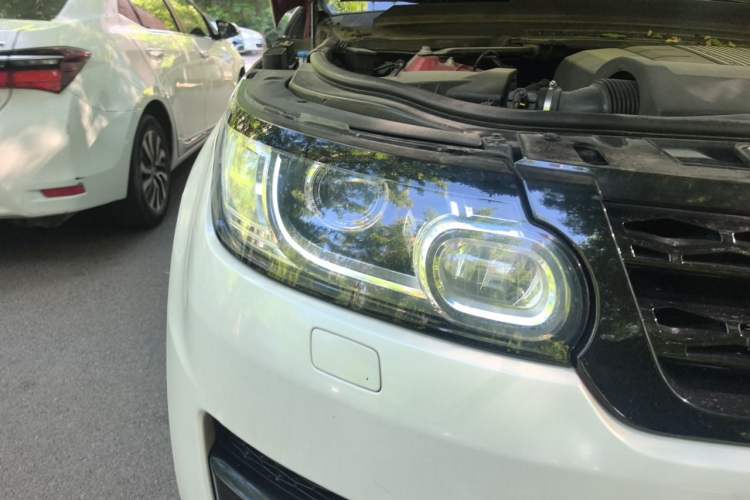 Used Land Rover Range Sport 2014 3.0 SC V6 HSE DYNAMIC Right Front Headlight