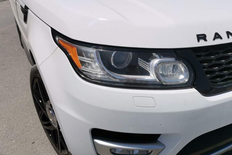 Used Land Rover Range Sport 2014 3.0 V6 SC Gasoline Version HSE Right Front Headlight
