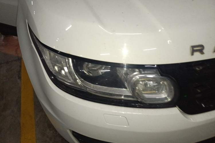 Used Land Rover Range Sport 2014 3.0 SC V6 HSE DYNAMIC Right Front Headlight