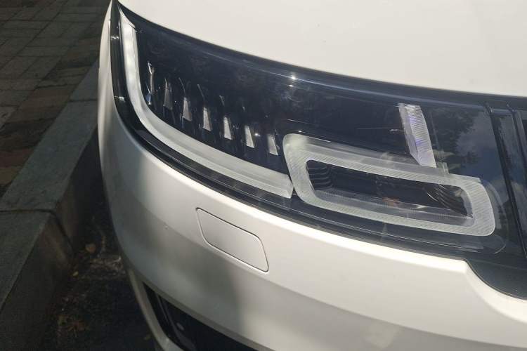 Used Land Rover Range Sport 2014 3.0 SC V6 HSE DYNAMIC Right Front Headlight