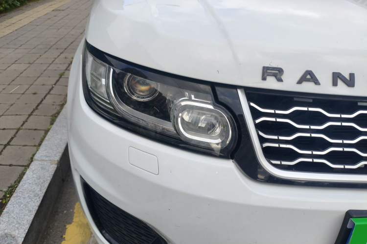 Used Land Rover Range Sport 2014 3.0 SC V6 HSE DYNAMIC Right Front Headlight