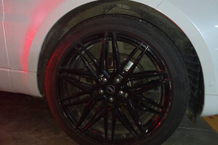 Used Land Rover Range Sport 2014 3.0 SC V6 HSE Right Front Wheel Hub