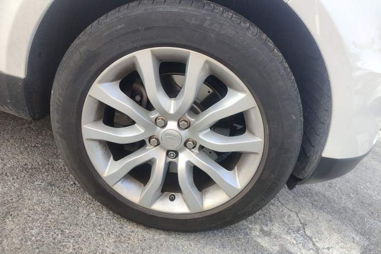 Used Land Rover Range Sport 2014 3.0 SC V6 HSE Right Front Wheel Hub