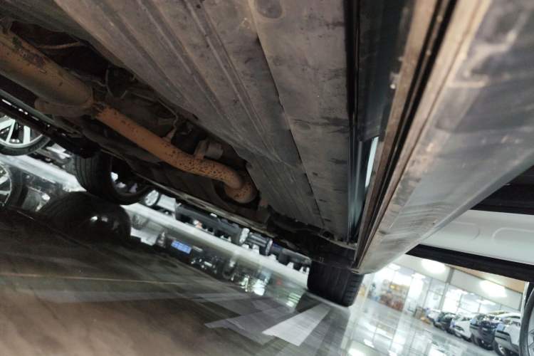 Used Land Rover Range Sport 2014 3.0 V6 SC Gasoline Version HSE Right Side Sill