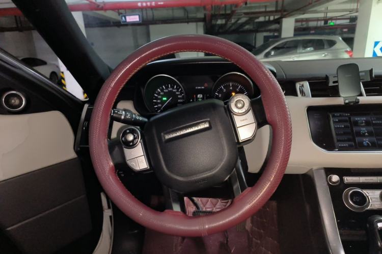 Used Land Rover Range Sport 2014 3.0 SC V6 HSE Steering Wheel