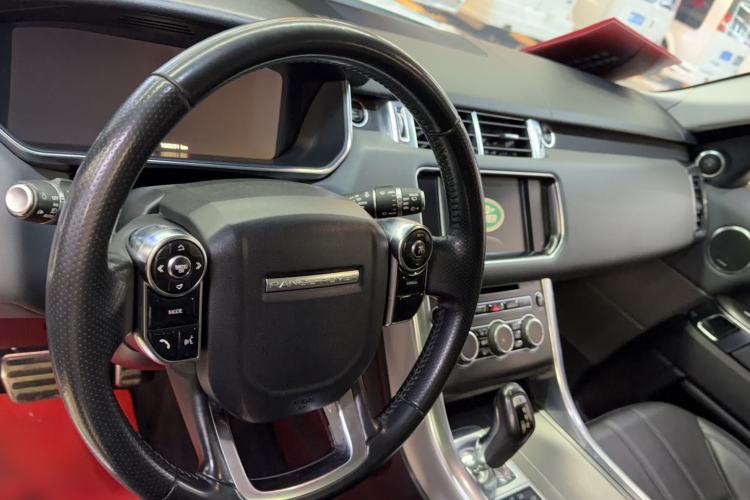 Used Land Rover Range Sport 2014 3.0 SC V6 HSE DYNAMIC Steering Wheel