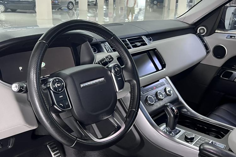 Used Land Rover Range Sport 2014 3.0 SC V6 HSE DYNAMIC Steering Wheel