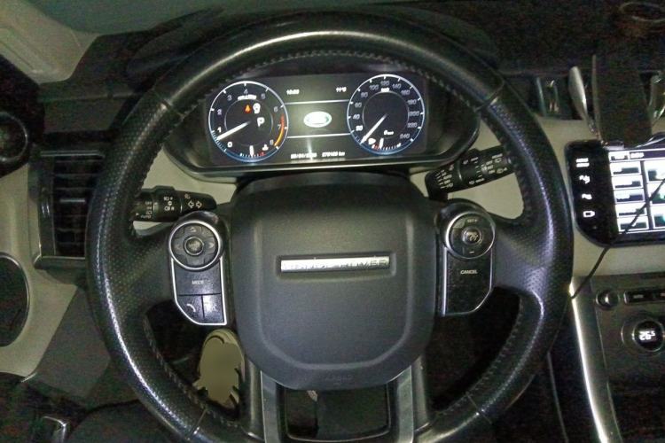 Used Land Rover Range Sport 2014 3.0 SC V6 HSE Steering Wheel