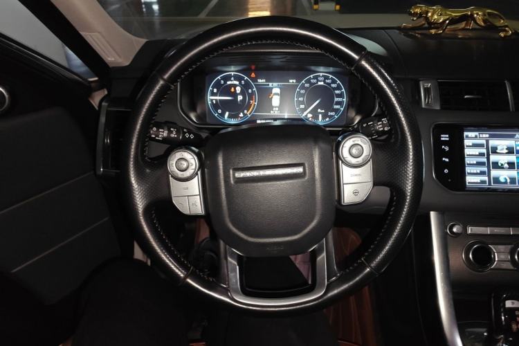 Used Land Rover Range Sport 2014 3.0 SC V6 HSE DYNAMIC Steering Wheel