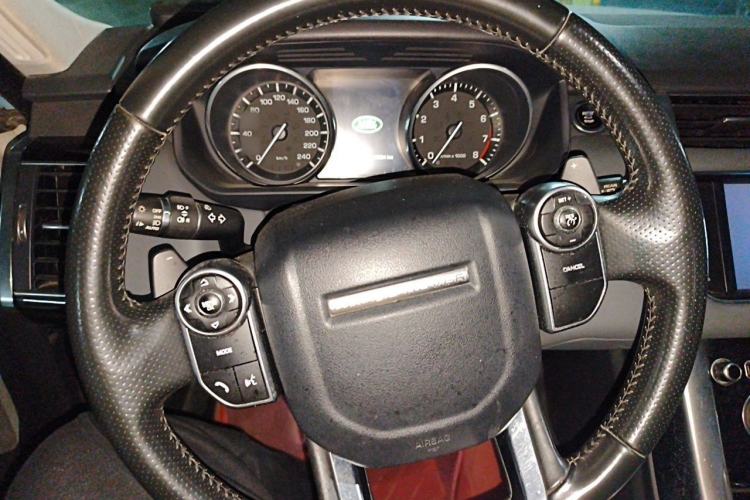 Used Land Rover Range Sport 2014 3.0 SC V6 HSE Steering Wheel