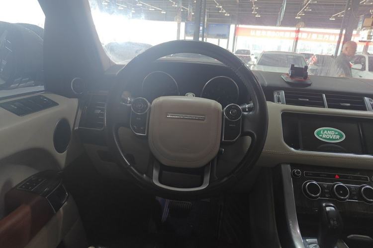 Used Land Rover Range Sport 2014 3.0 SC V6 HSE Steering Wheel