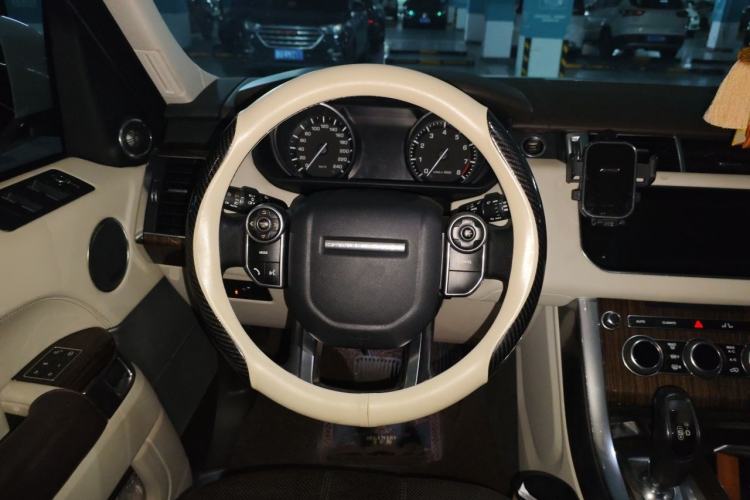 Used Land Rover Range Sport 2014 3.0 SC V6 HSE Steering Wheel