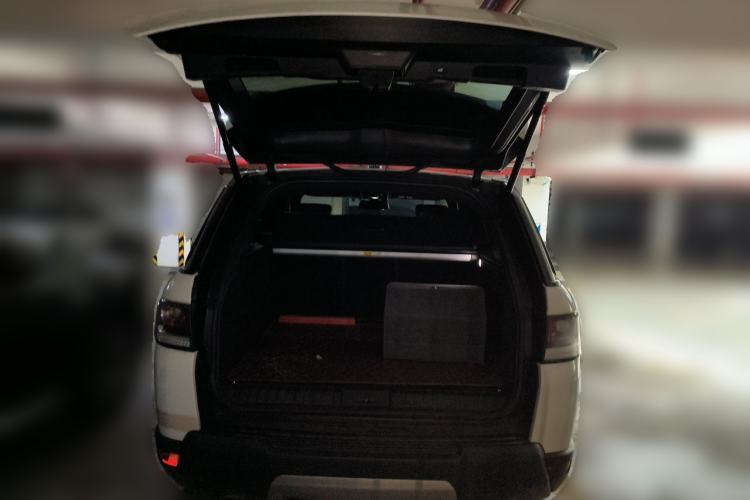 Used Land Rover Range Sport 2014 3.0 SC V6 HSE Trunk
