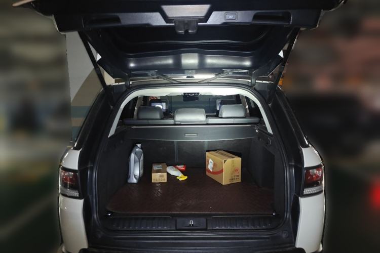 Used Land Rover Range Sport 2014 3.0 SC V6 HSE DYNAMIC Trunk