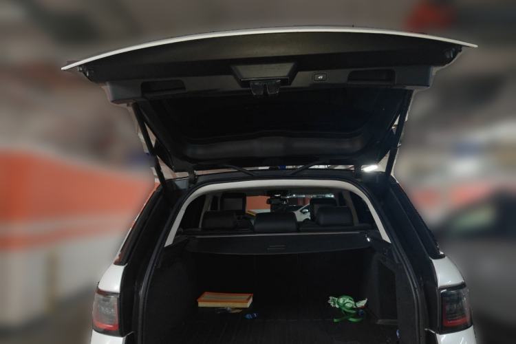 Used Land Rover Range Sport 2014 3.0 SC V6 HSE Trunk