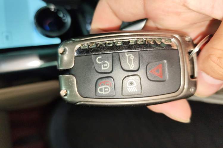 Used Land Rover Range Sport 2014 3.0 V6 SC Gasoline Version HSE Vehicle Key